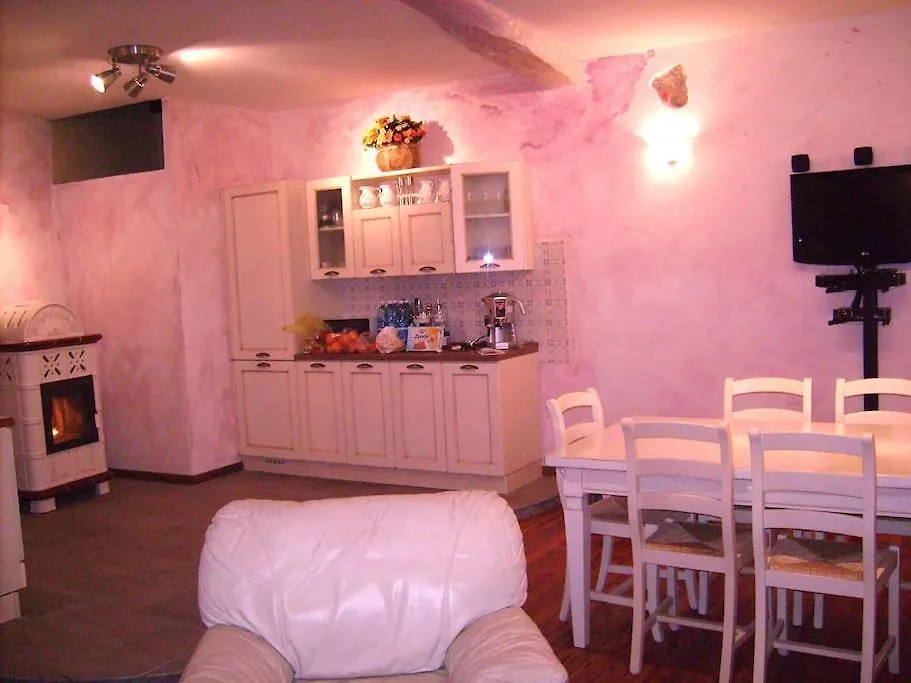 Apartment Charming Glicine And Azalea House Art And Colour With Lakeview Italy