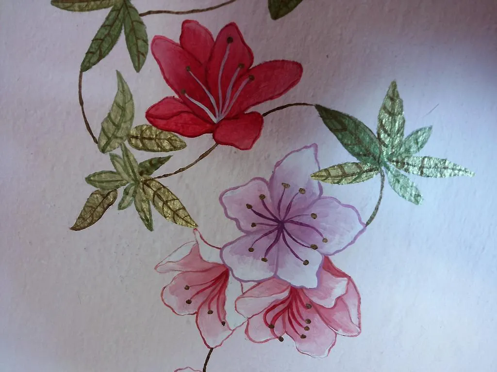 Charming Glicine And Azalea House Art And Colour With Lakeview Cadenabbia